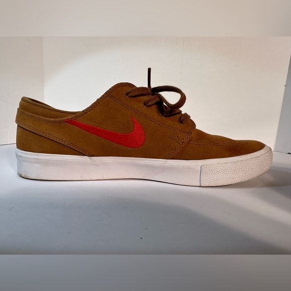 Nike SB Zoom Janoski RM Skate Shoe Men’s 10 Brown Suede Red Swoosh AQ7475-204 - Picture 11 of 15